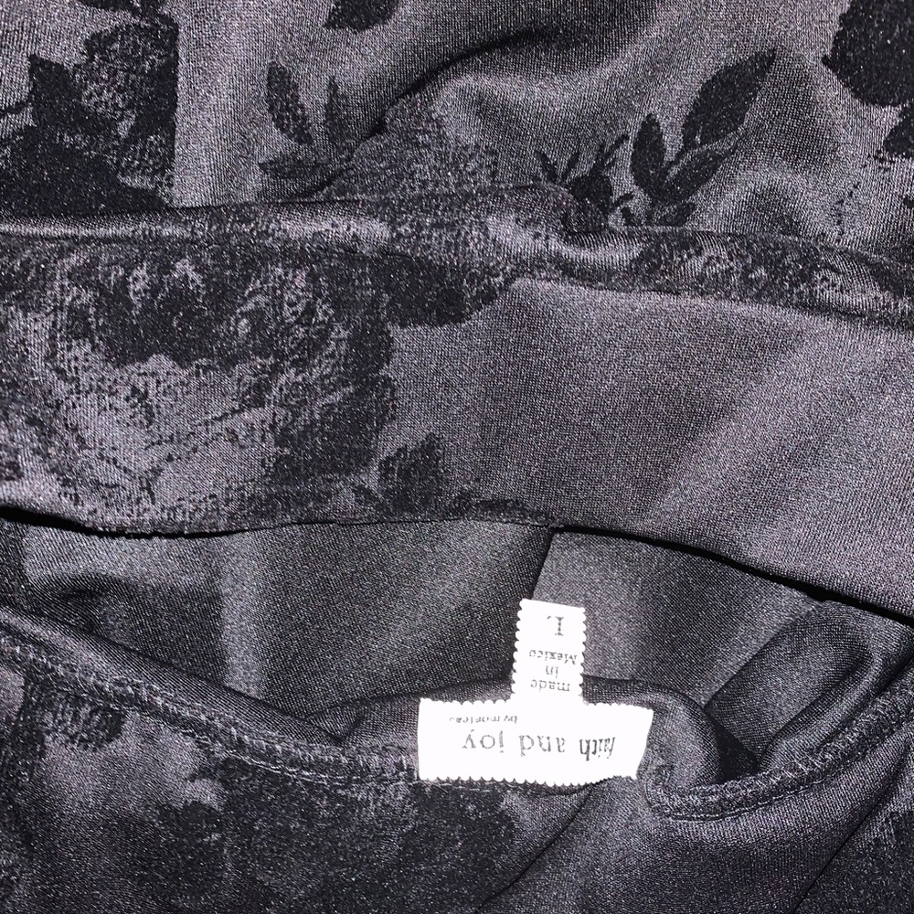 Skirt - Picture 2 of 2
